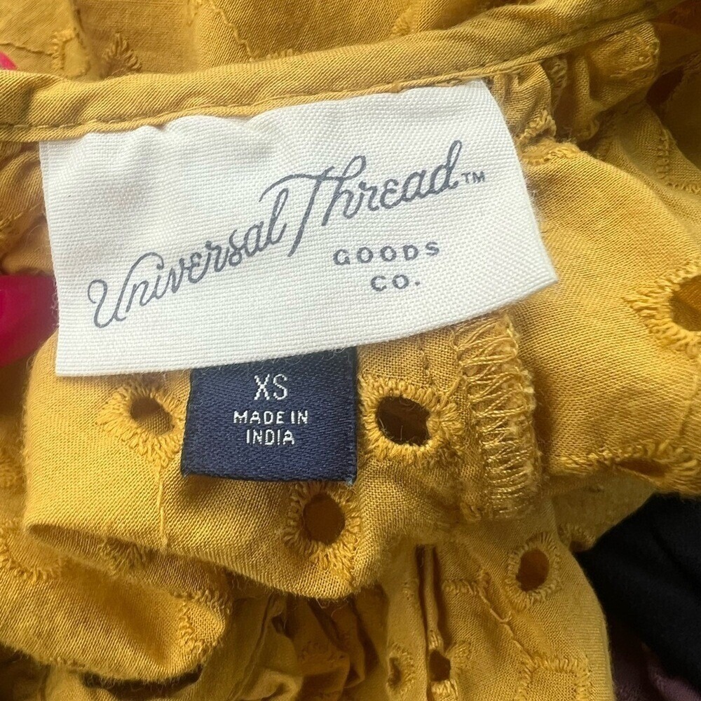 Universal Thread Yellow‎ Ruffled Puff Sleeve Blouse - Picture 3 of 4